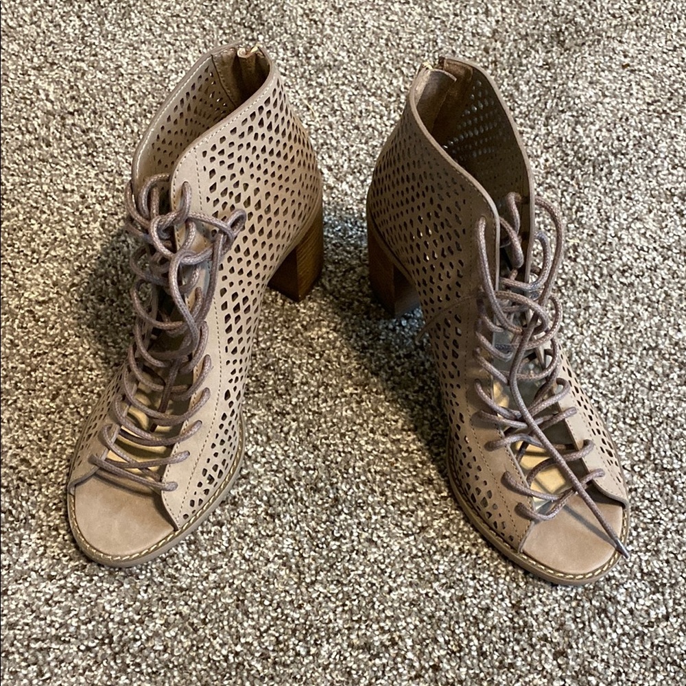 Vince Camuto Tan Heeled Boots with Peep-Toe Design